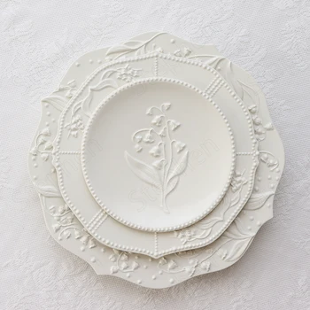 Керамическая тарелка с американским тиснением Европейский современный Рельефный цветок Ландыша Кружевные Обеденные Тарелки Торт Десертное блюдо Посуда