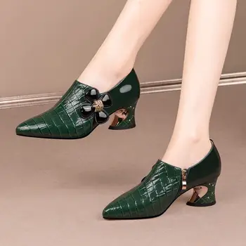 Размер 33-43, Женская обувь на каблуке из натуральной кожи с каменной текстурой, для поездок на работу, с острым носком, для отдыха, обувь на толстом высоком каблуке